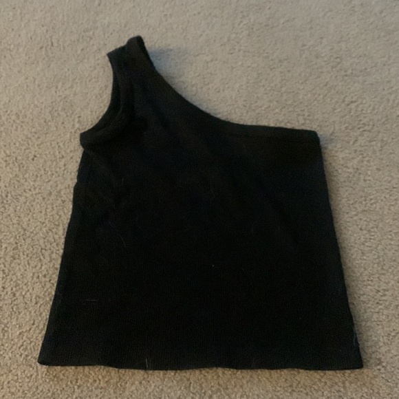 one shoulder tank top - Picture 2 of 4